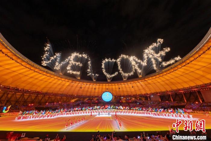 成都大运会开幕式幕后揭秘：四川灵感与创意火