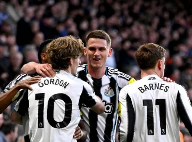 纽卡斯尔联1-0力克切尔西，戈登进球成关键