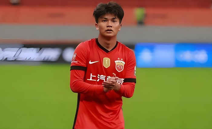 大连英博中锋朱鹏宇伤愈复出时间引期待 国足征